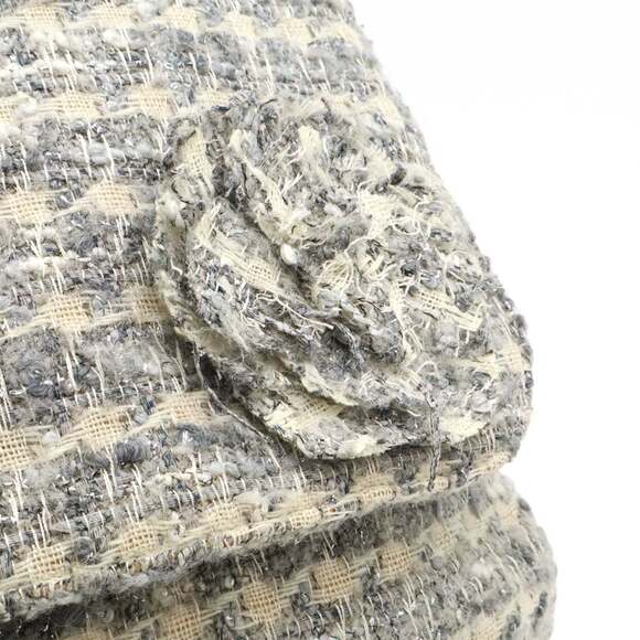 CHANEL Black Shoulder Bag - Picture 9 of 9